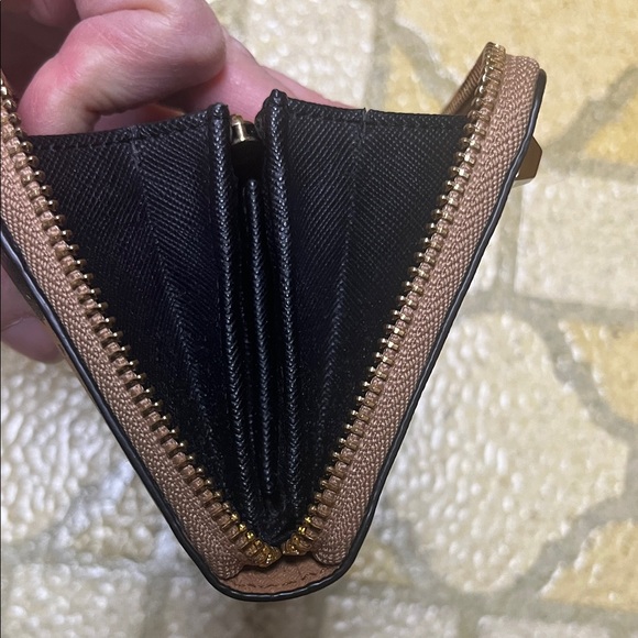 Like new Rebecca Minkoff Brown and Black Dot leather Wallet - Picture 12 of 16